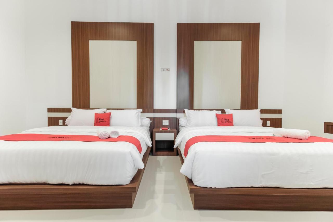 Reddoorz Premium @ Setiabudi Medan Sunggal Luaran gambar